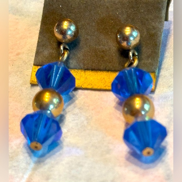 Blue crystal dangle bead earrings w/ 14k gold ball posts & backings - Picture 2 of 4